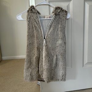 Soft hooded vest